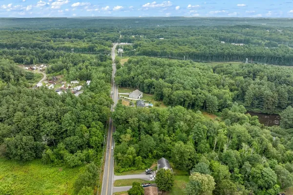 $150,000 | 785 Broadway Road, Dracut, MA 01826