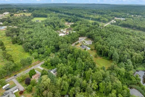 $150,000 | 785 Broadway Road, Dracut, MA 01826