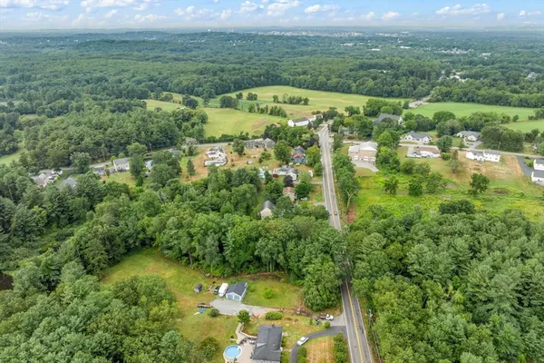 $150,000 | 785 Broadway Road, Dracut, MA 01826