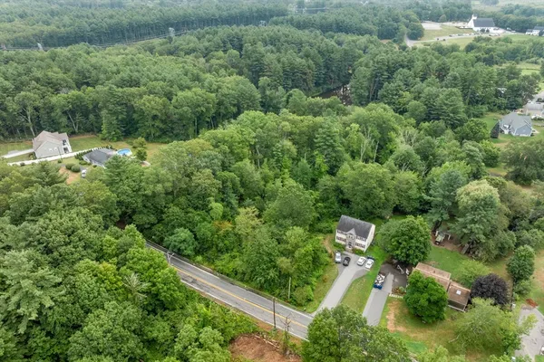 $150,000 | 785 Broadway Road, Dracut, MA 01826