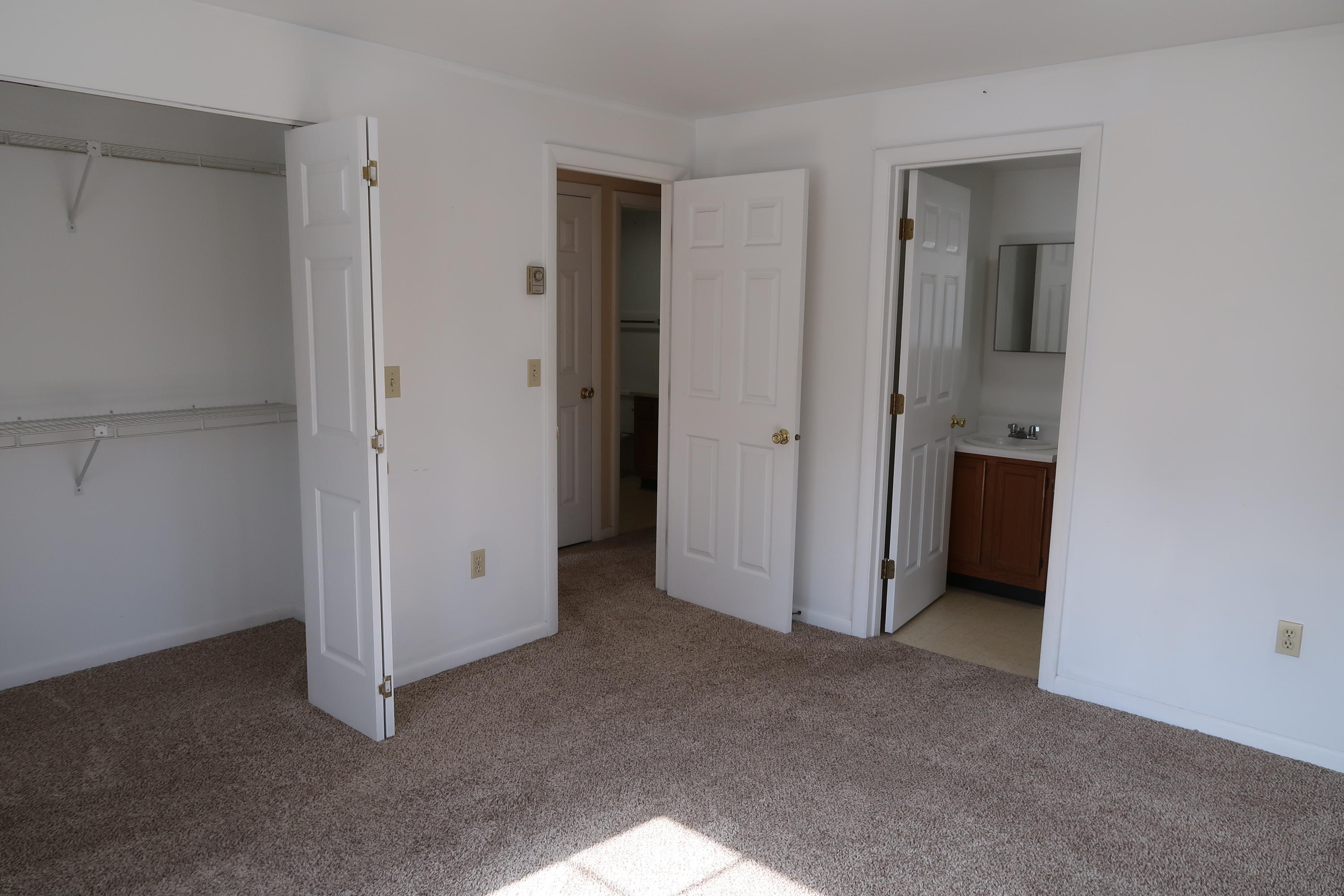 136 Old Winthrop Road, Unit 8 Augusta, ME 04330 - Photo 11 of 22 IMG_0302
