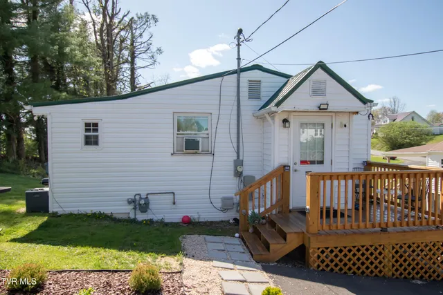 $499,000 | 2416 Bradley Street, Bristol, VA 24201