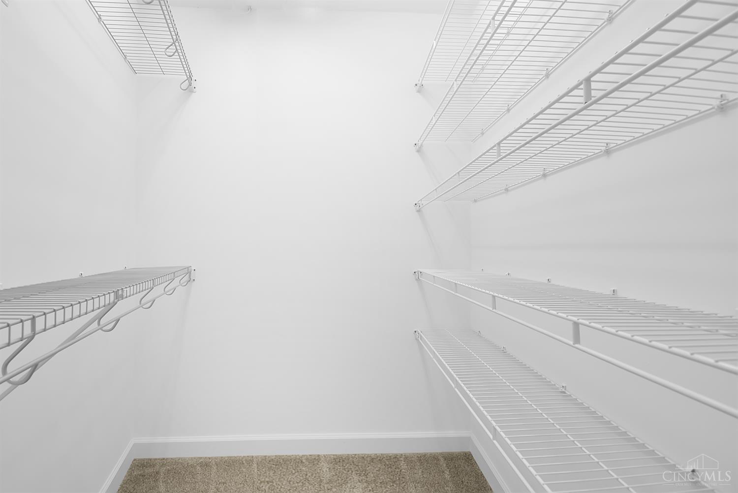 2221 Smith Road Hamilton, OH 45013 - Photo 16 of 35 Gallery Image 16