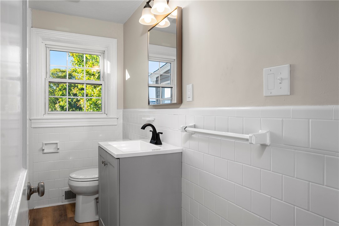 34 Goddard Street Cumberland, RI 02864 - Photo 12 of 27