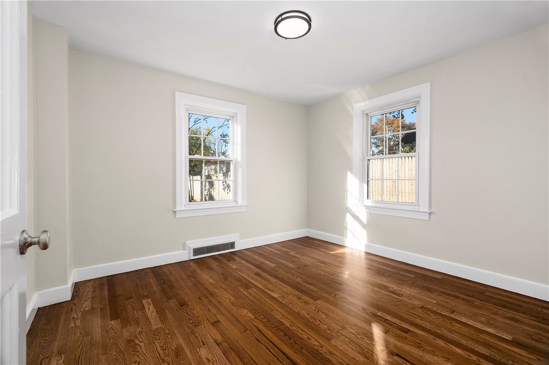 34 Goddard Street Cumberland, RI 02864 - Photo 13 of 27