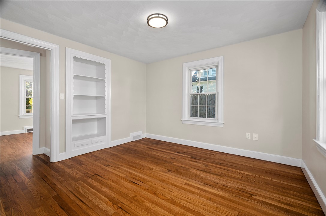 34 Goddard Street Cumberland, RI 02864 - Photo 8 of 27