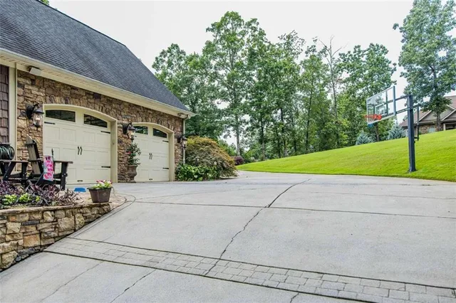 $899,900 | 270 North Edenfield Rdg Drive Southeast, Rome, GA 30161