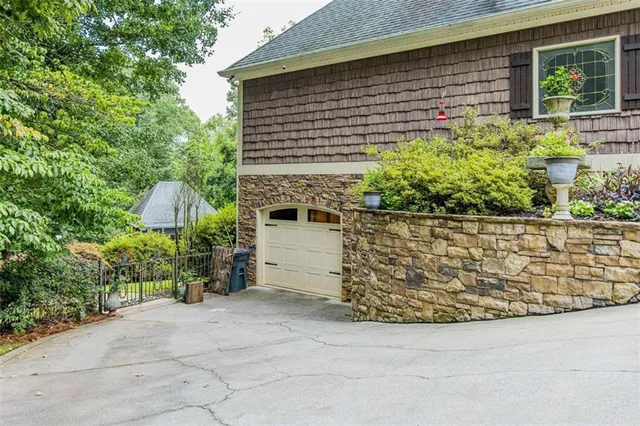 $899,900 | 270 North Edenfield Rdg Drive Southeast, Rome, GA 30161