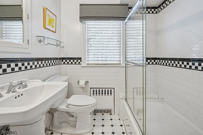 6 Lorraine Road Summit, NJ 07901 - Photo 18 of 33