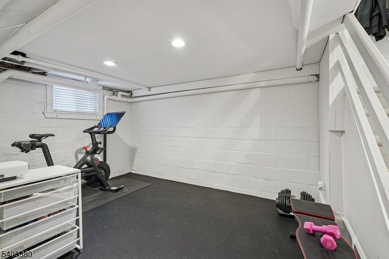 6 Lorraine Road Summit, NJ 07901 - Photo 26 of 33