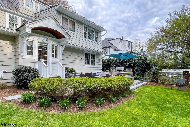 6 Lorraine Road Summit, NJ 07901 - Photo 29 of 33