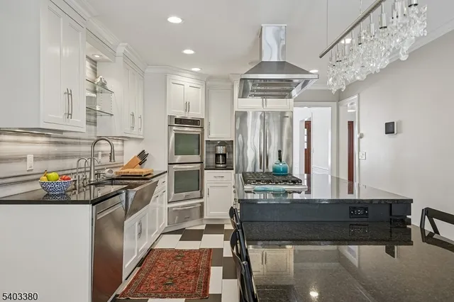 $1,895,000 | 6 Lorraine Road, Summit, NJ 07901