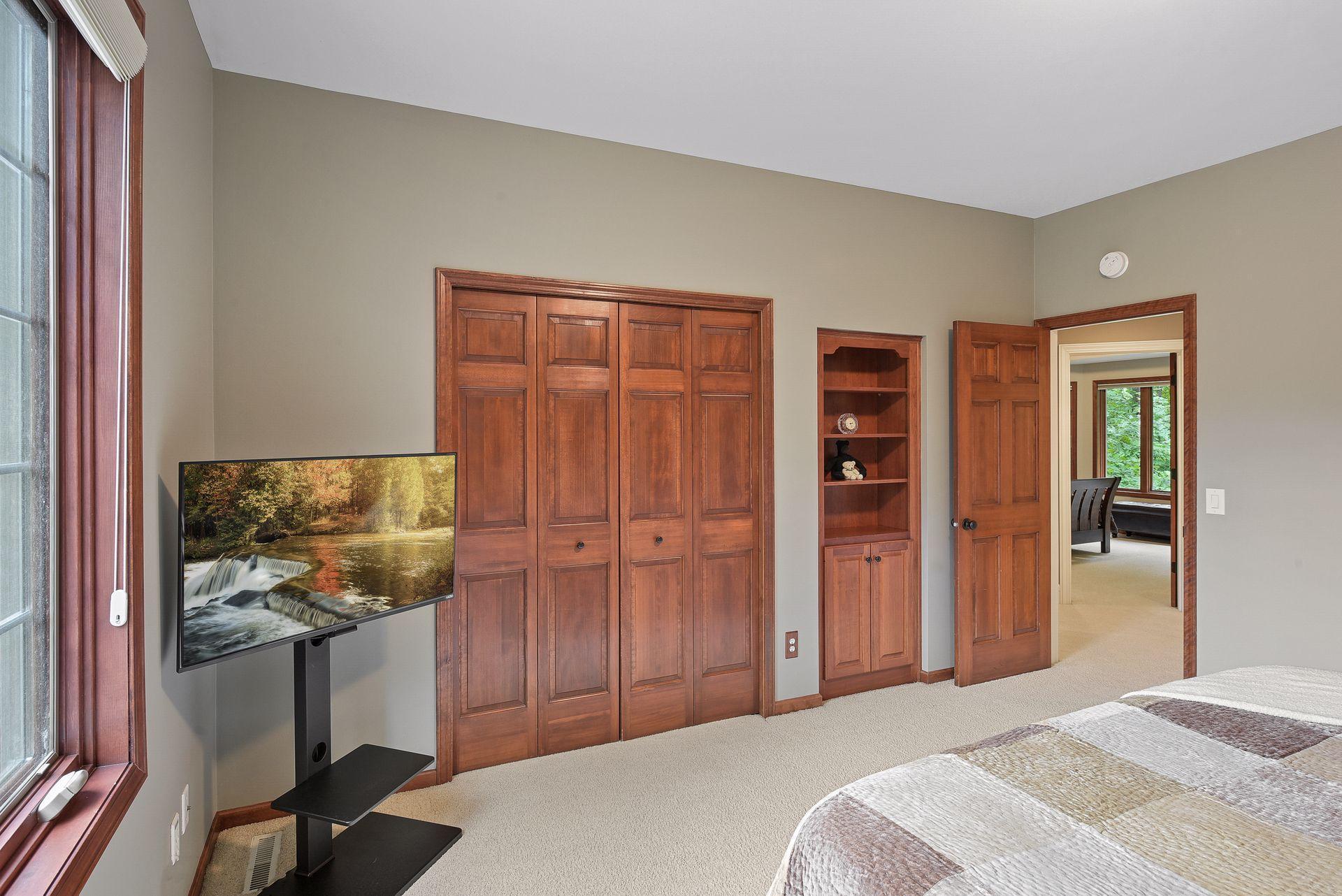 10984 Chapman Point Eden Prairie, MN 55347 - Photo 40 of 70 Gallery Image 40