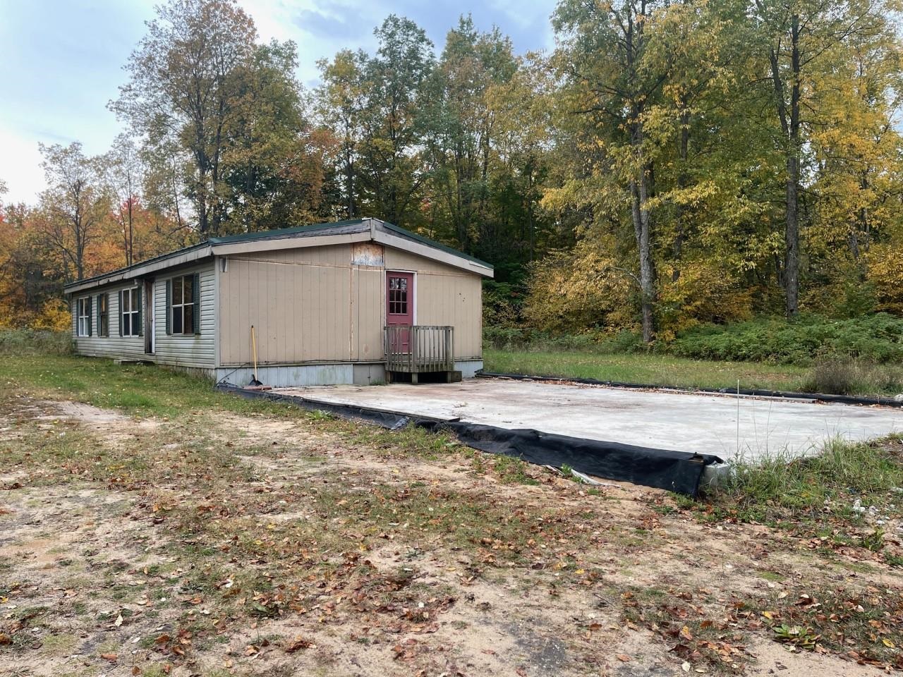 18645 Psutka Road Thompsonville, MI 49683 - Photo 7 of 10