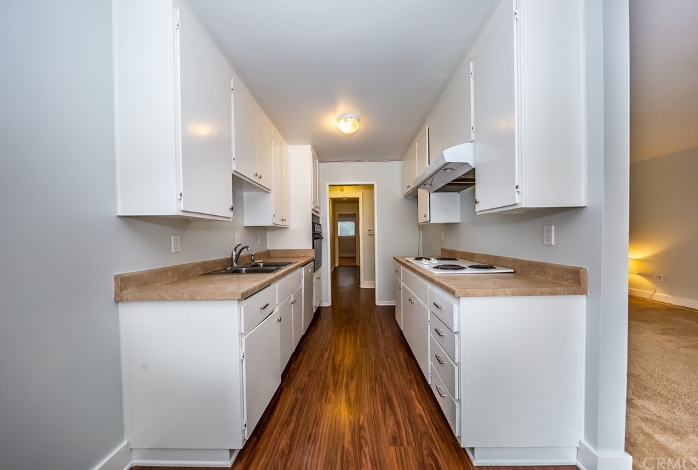 12200 Montecito Road, Unit F105 Seal Beach, CA 90740 - Photo 3 of 38