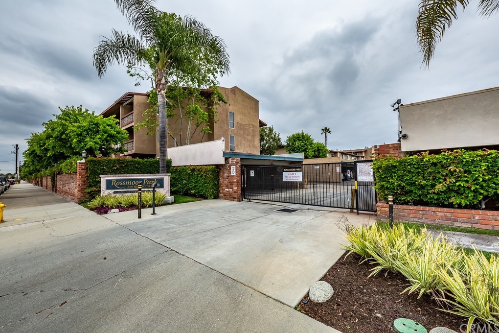 12200 Montecito Road, Unit F105 Seal Beach, CA 90740 - Photo 23 of 38