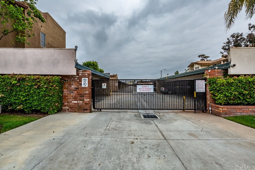 12200 Montecito Road, Unit F105 Seal Beach, CA 90740 - Photo 24 of 38