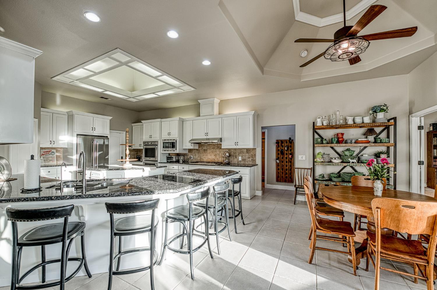 15640 North Friant Road Friant, CA 93626 - Photo 17 of 67 Gallery Image 17