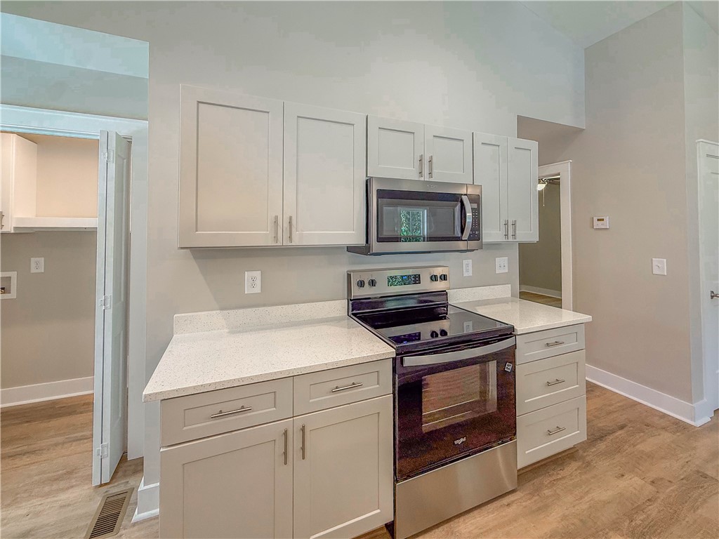505 South Oak Street Seneca, SC 29678 - Photo 12 of 40