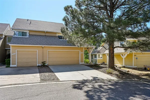 $422,500 | 3990 South Rifle Court, Aurora, CO 80013