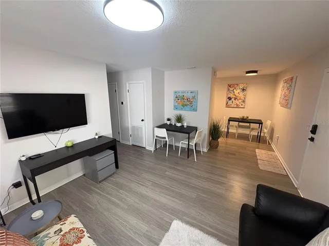 $469,000 | 5210 South Zion Street, Tampa, FL 33611