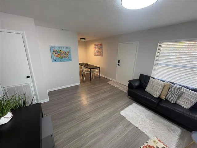 $469,000 | 5210 South Zion Street, Tampa, FL 33611