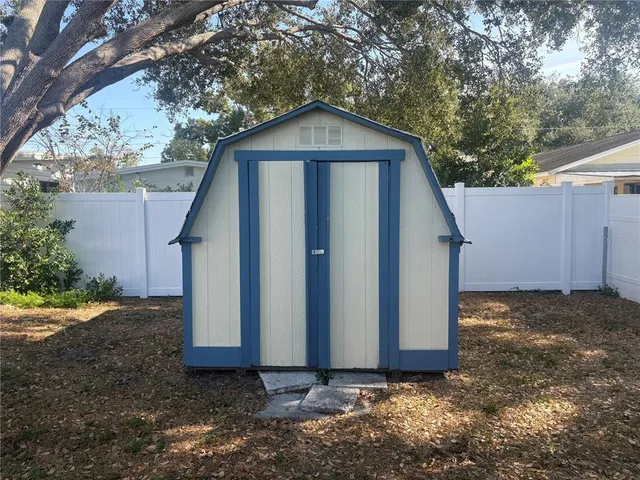 $469,000 | 5210 South Zion Street, Tampa, FL 33611