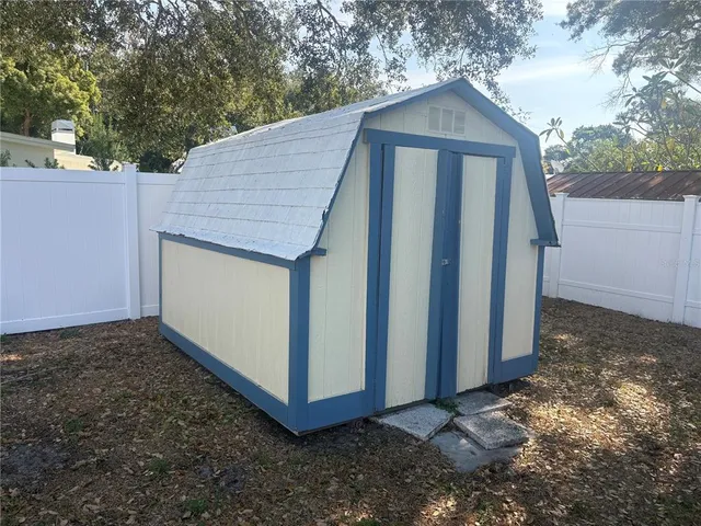 $469,000 | 5210 South Zion Street, Tampa, FL 33611