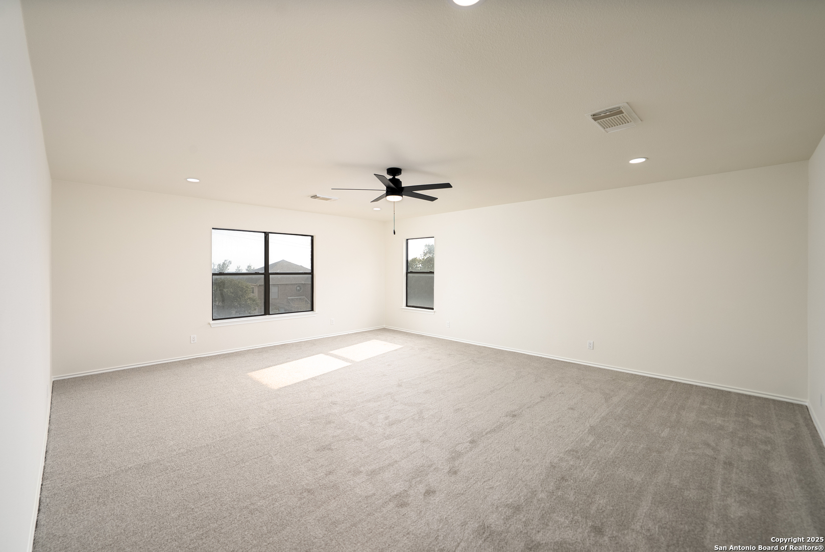 7103 Rimwood Street Live Oak, TX 78233 - Photo 19 of 35