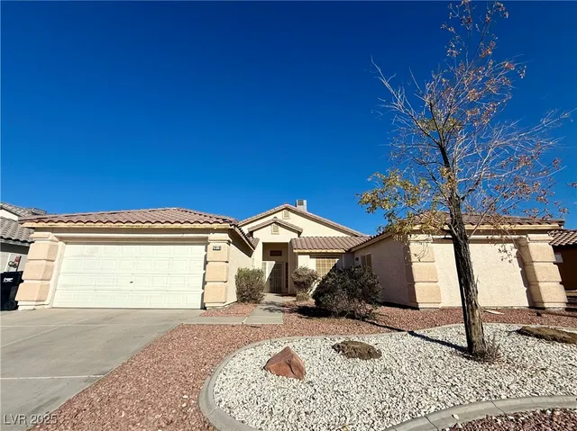 $2,255 | 3818 Scotsman Way, North Las Vegas, NV 89032