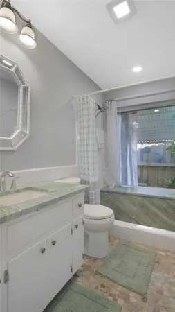 $575,000 | 1736 Northwest 39th Street, Oakland Park, FL 33309