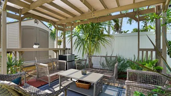 $575,000 | 1736 Northwest 39th Street, Oakland Park, FL 33309