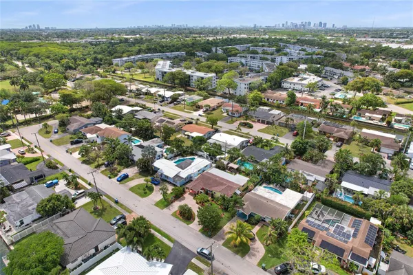 $575,000 | 1736 Northwest 39th Street, Oakland Park, FL 33309