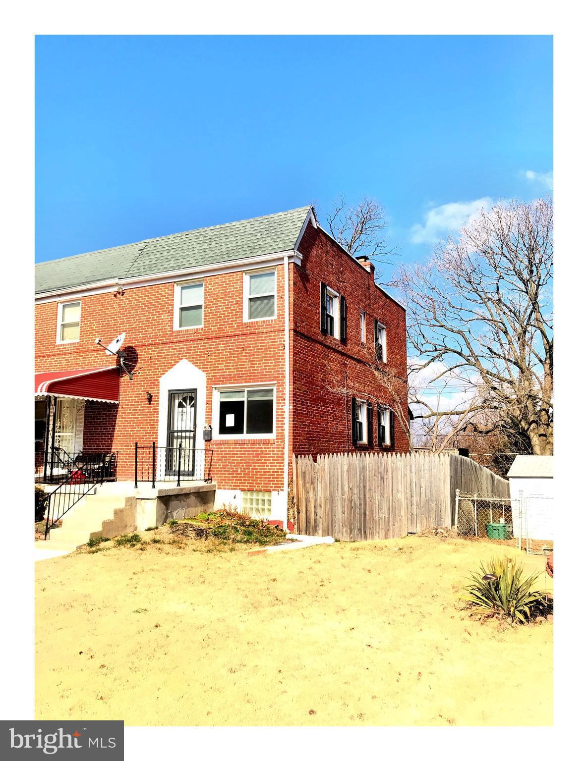 5430 Masefield Road Baltimore, MD 21229 - Photo 2 of 30 Exterior (Front)