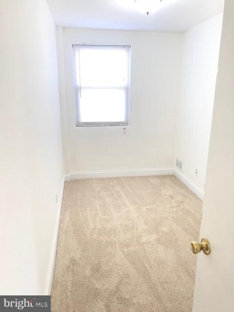 5430 Masefield Road Baltimore, MD 21229 - Photo 17 of 30 Bedroom