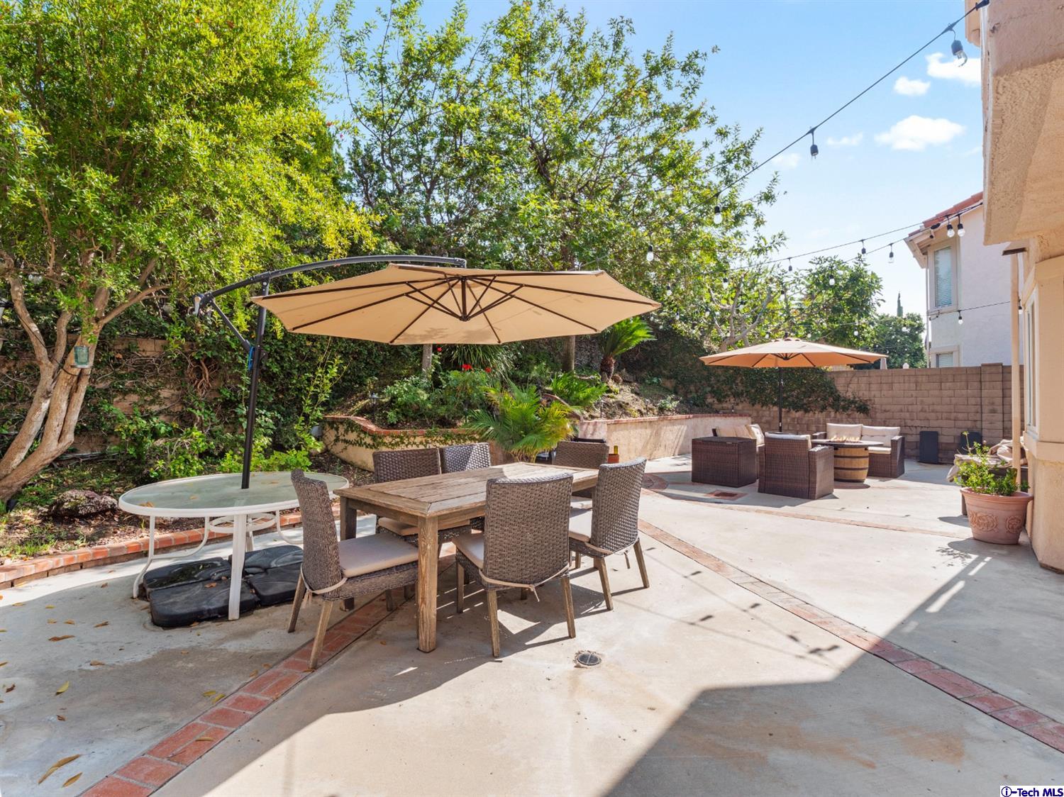 19904 Lisa Lane Porter Ranch, CA 91326 - Photo 32 of 44 Gallery Image 32