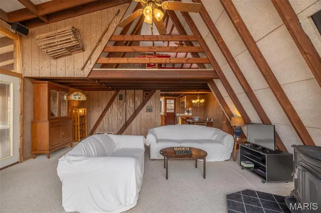 $439,900 | 402 Cervina Woods Drive, Innsbrook, MO 63390