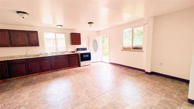 $979,000 | 84-921 Lahaina Street, Unit A, Waianae, HI 96792