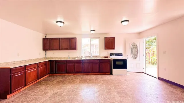 $979,000 | 84-921 Lahaina Street, Unit A, Waianae, HI 96792