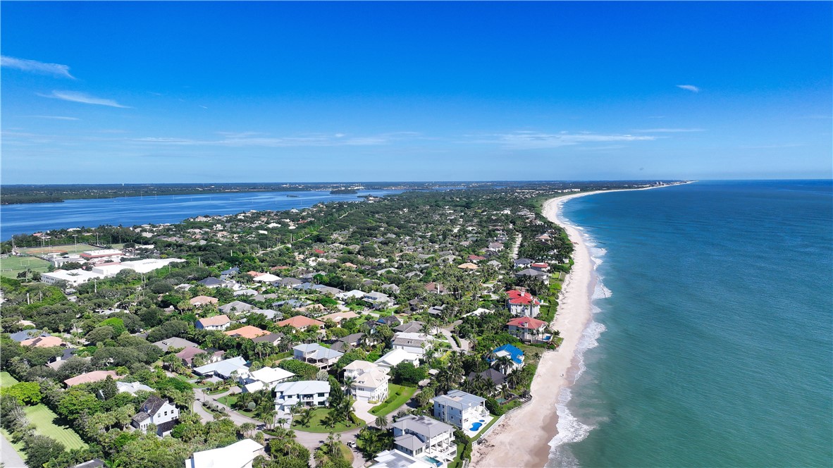 2038 Ocean Ridge Circle Vero Beach, FL 32963 - Photo 6 of 33 a view of a city