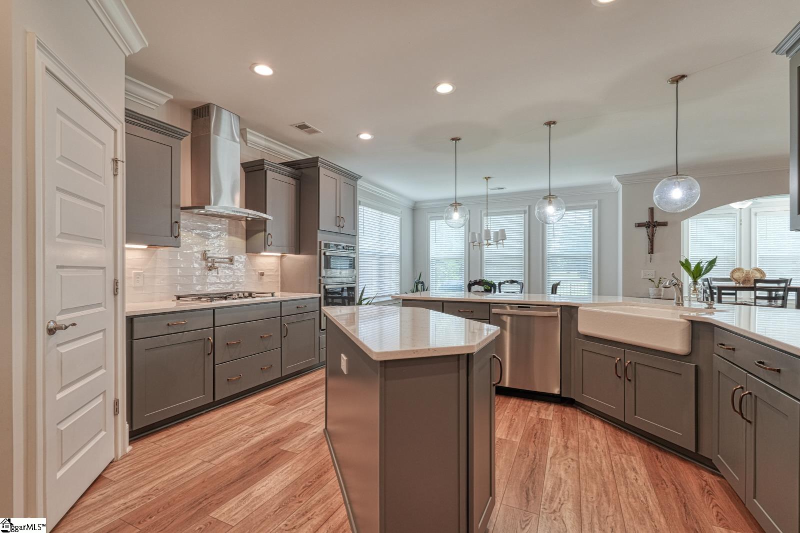 201 Tyrian Drive Greenville, SC 29607 - Photo 12 of 50