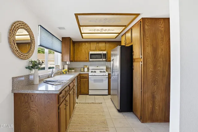 $860,000 | 6091 Irena Avenue, Camarillo, CA 93012