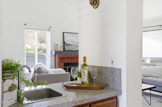 $860,000 | 6091 Irena Avenue, Camarillo, CA 93012