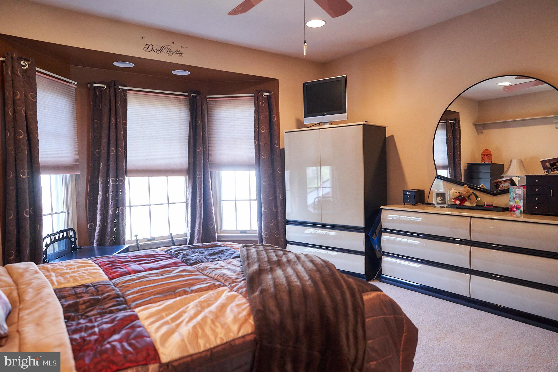 15 Rocking Horse Way Southampton, PA 18966 - Photo 24 of 37 Gallery Image 24
