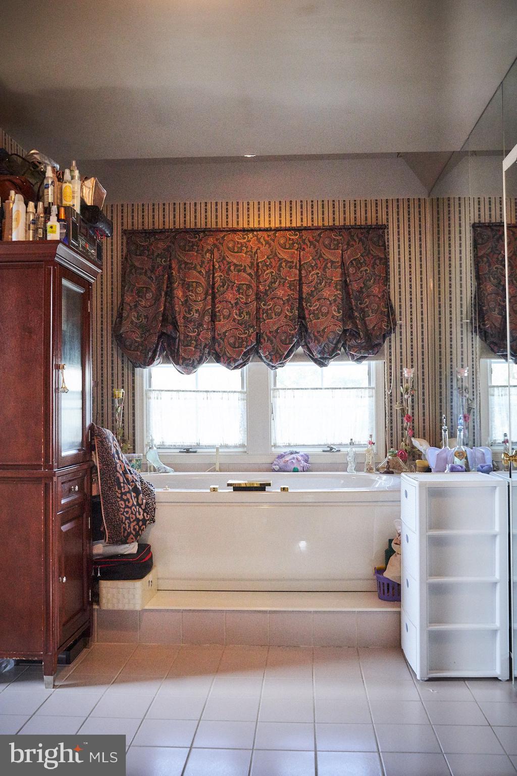15 Rocking Horse Way Southampton, PA 18966 - Photo 29 of 37 Gallery Image 29