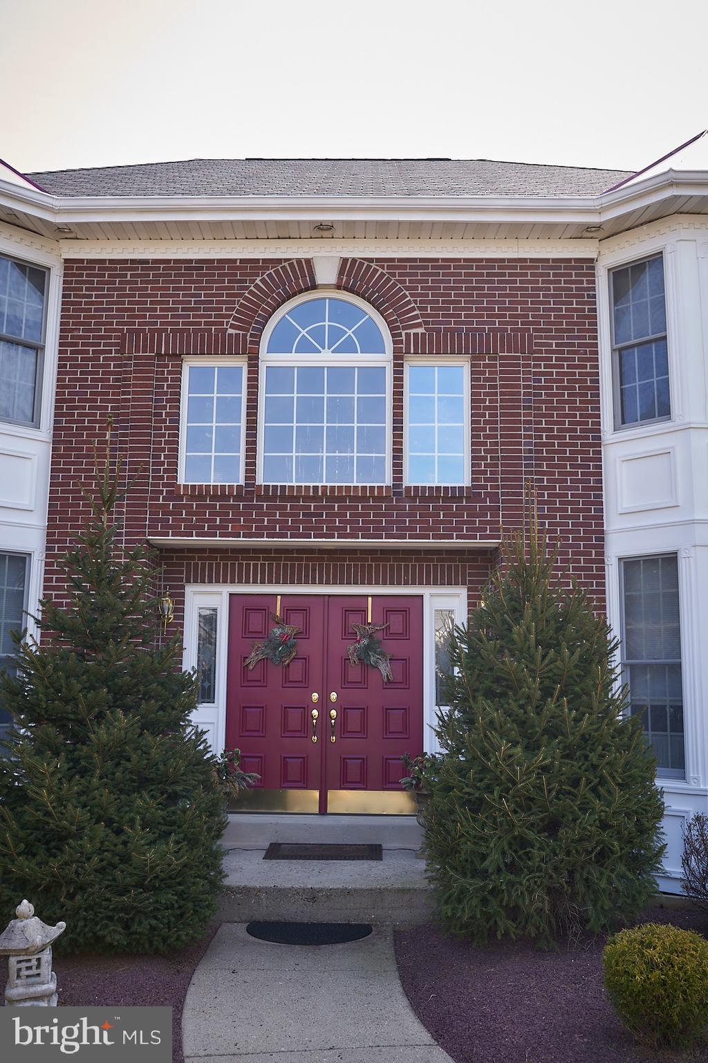 15 Rocking Horse Way Southampton, PA 18966 - Photo 4 of 37 Gallery Image 4