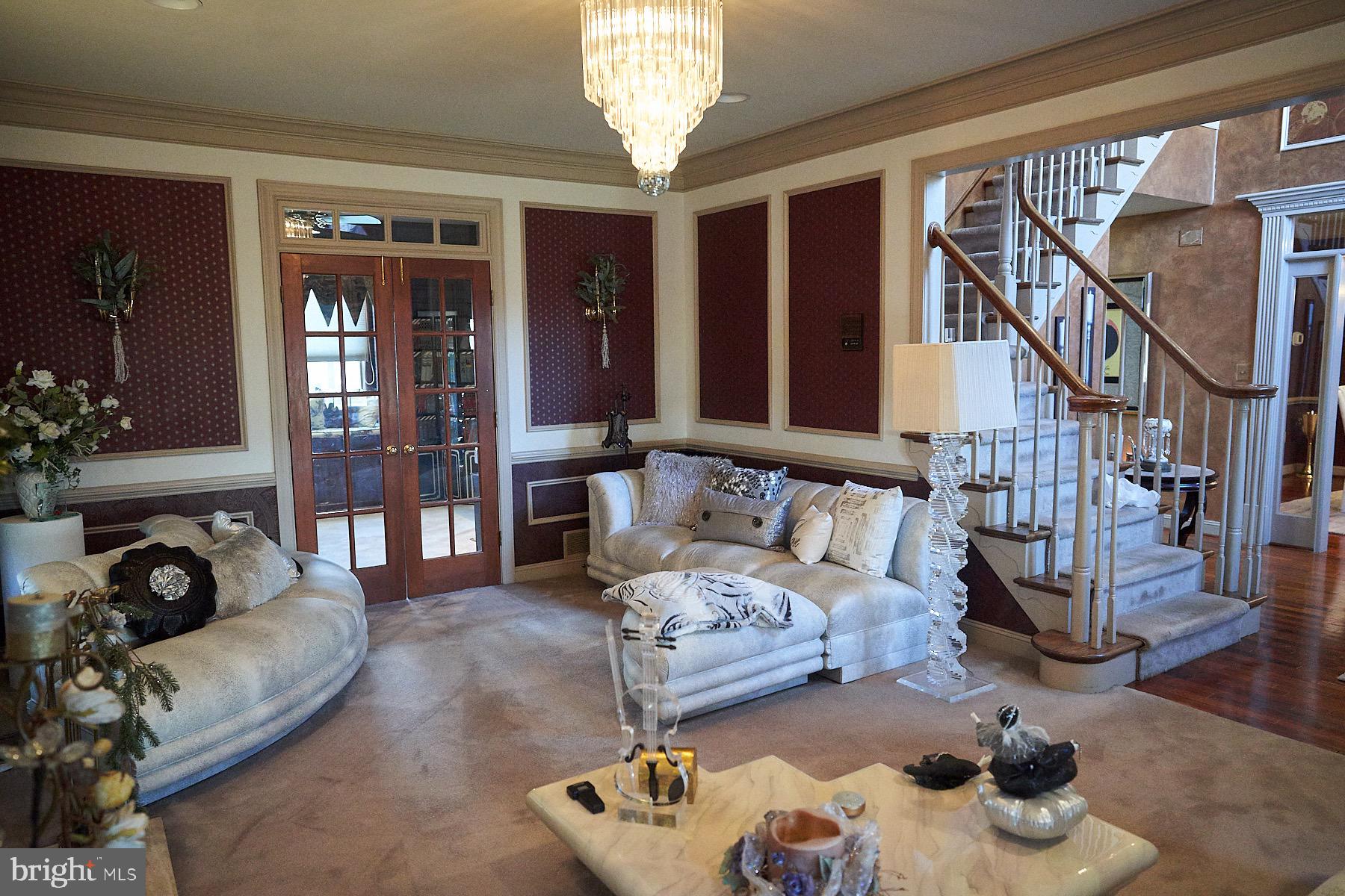 15 Rocking Horse Way Southampton, PA 18966 - Photo 8 of 37 Gallery Image 8