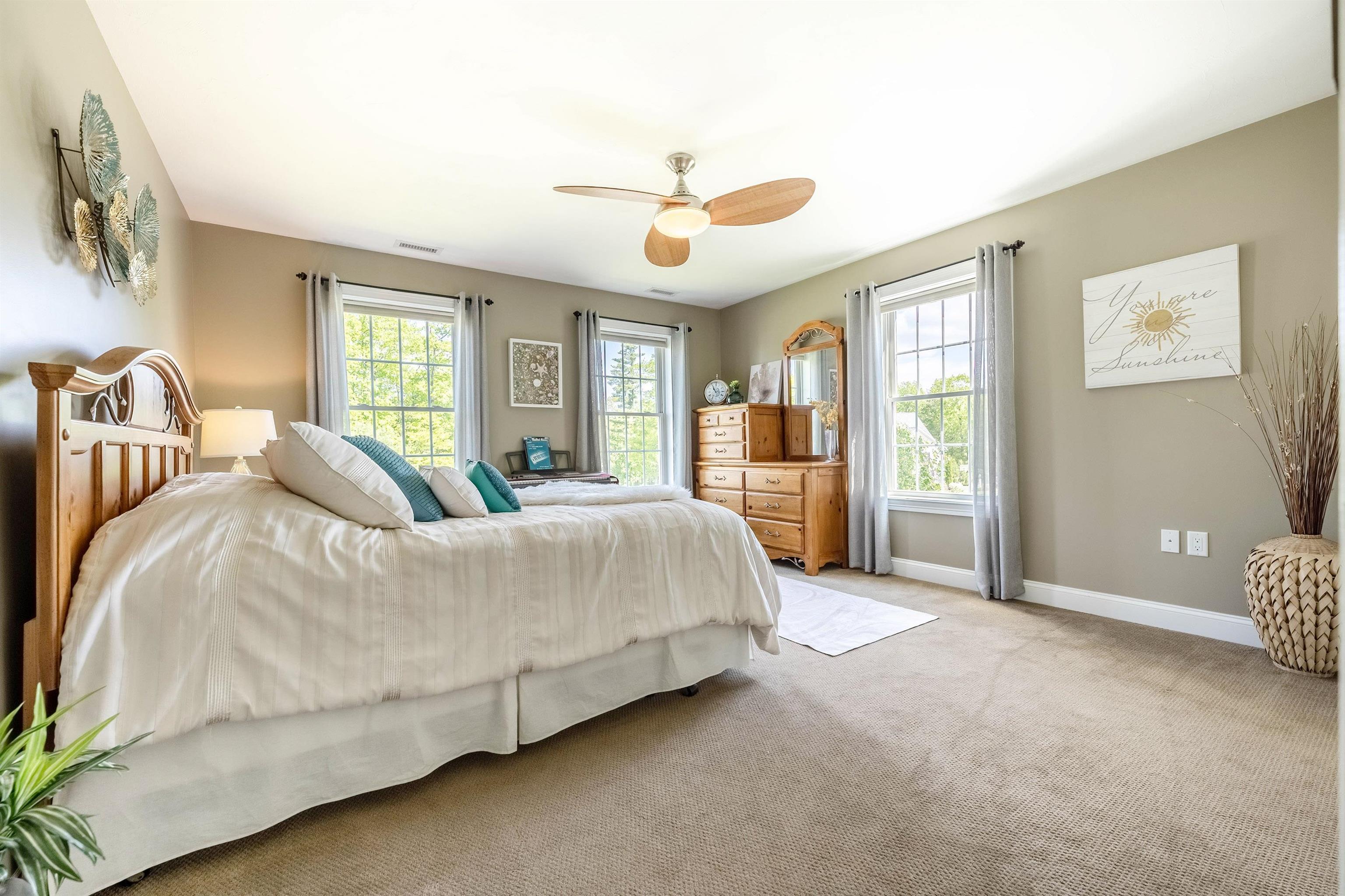 15 Jacob Road Windham, NH 03087 - Photo 24 of 40