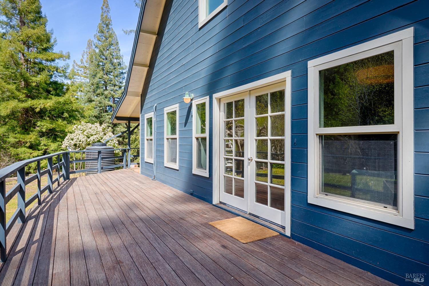 19500 Mountain View Road Boonville, CA 95415 - Photo 36 of 67 a view of balcony with wooden floor and potted plant