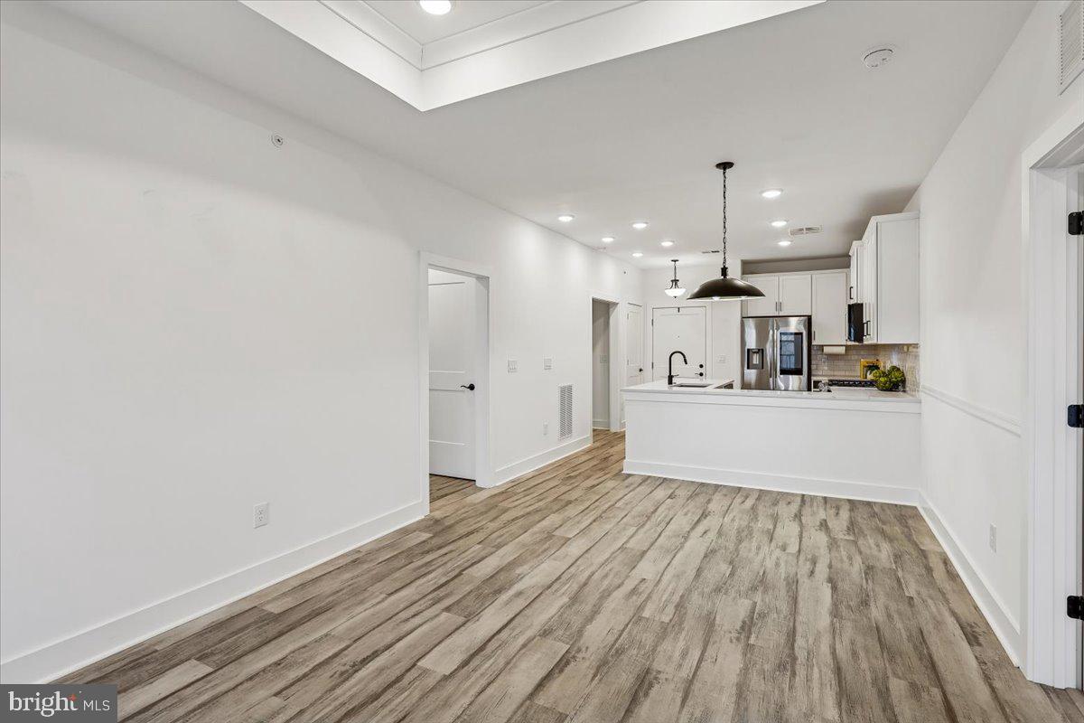 78 Old Mill Bottom Road North, Unit 409 Annapolis, MD 21409 - Photo 12 of 50 Living Room
